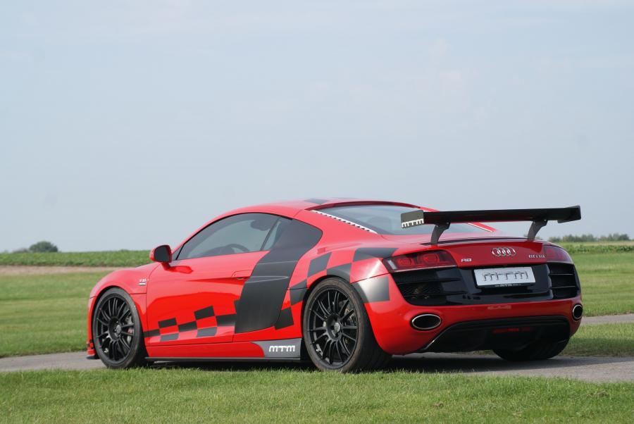  Audi R8 V10 Quattro by MTM 2012 года  (фото 6 из 13)